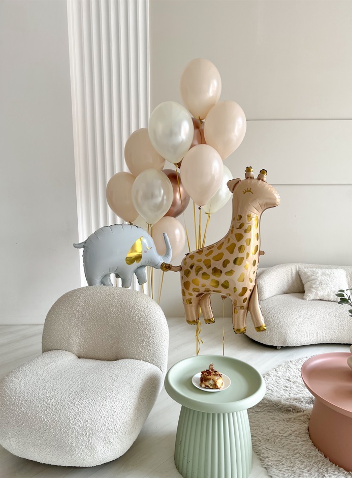 Композиция «Слон и жираф»